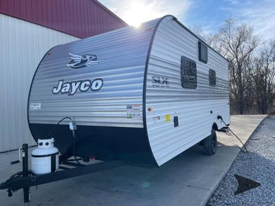 2026 Jayco Jay Flight SLX - Photo 2