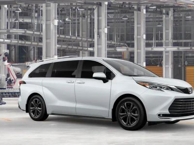 2026 Toyota Sienna - Photo 16