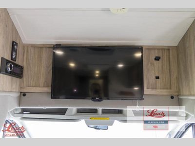 2018 Sunseeker 2370FTD - Photo 13