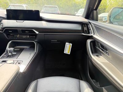 2026 Mazda CX-90 — photo 18 view