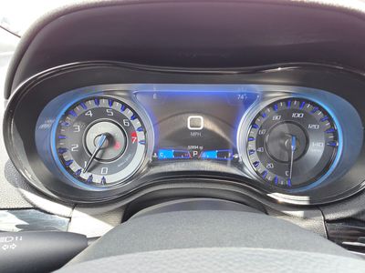 2023 Chrysler 300 — photo 29 view