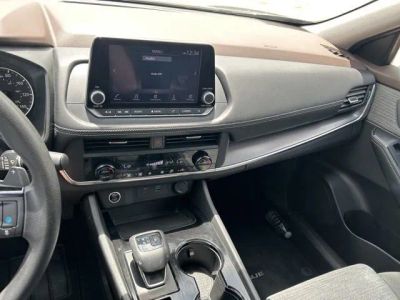 2023 Nissan Rogue — photo 12 view