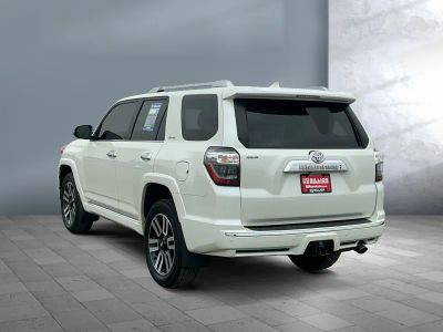 2023 Toyota 4Runner - Photo 4