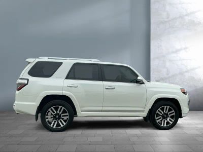 2023 Toyota 4Runner - Photo 7