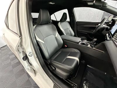 2025 Toyota Camry — photo 28 view
