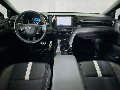 2025 Toyota Camry — photo 27 view