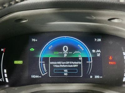 2025 Toyota Camry — photo 19 view