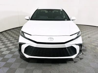 2025 Toyota Camry — photo 8 view