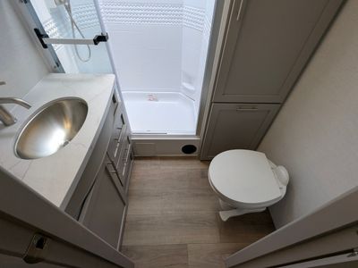 2025 Alliance RV Avenue - Photo 4