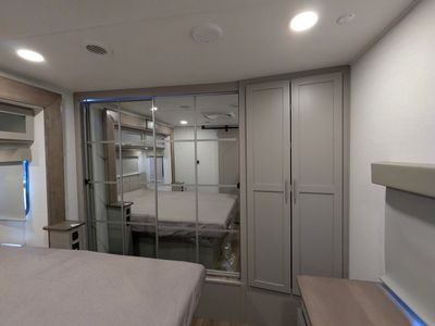2025 Alliance RV Avenue - Photo 16