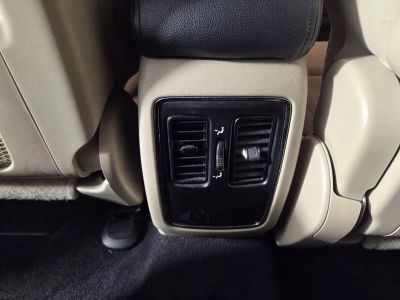 2017 Jeep Grand Cherokee — photo 20 view