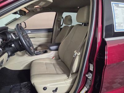 2017 Jeep Grand Cherokee — photo 9 view