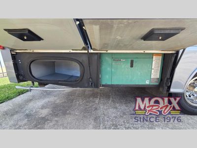2018 Winnebago Navion - Photo 30