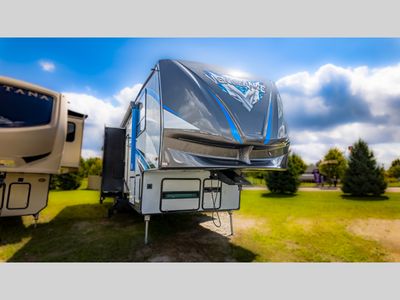 2018 Forest River RV Vengeance - Photo 3