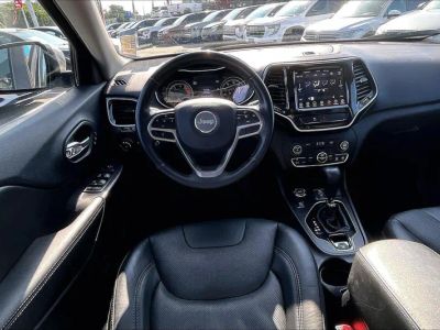 2019 Jeep Cherokee — detail view