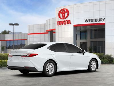 2026 Toyota Camry - Photo 10