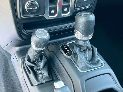 2026 Jeep Wrangler — photo 15 view