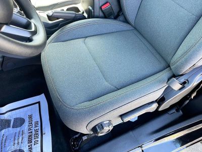 2026 Jeep Wrangler — photo 17 view
