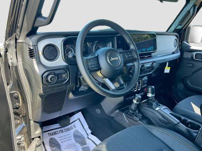 2026 Jeep Wrangler — photo 9 view