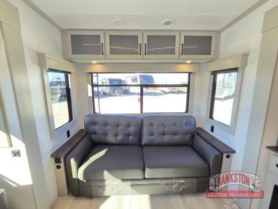 2026 Montana High Country 295RL - Photo 20