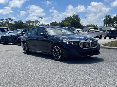 2027 BMW 5 Series — photo 9 view