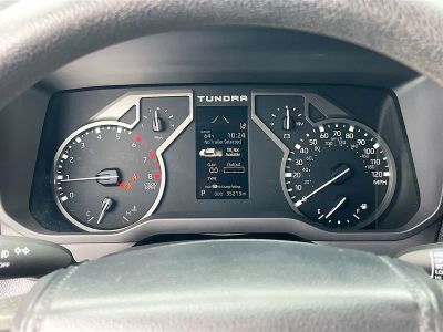 2022 Toyota Tundra — photo 12 view