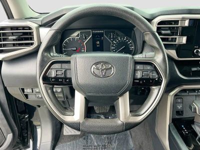 2022 Toyota Tundra — photo 11 view