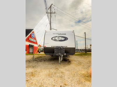2026 Forest River RV Cherokee Grey Wolf - Photo 6