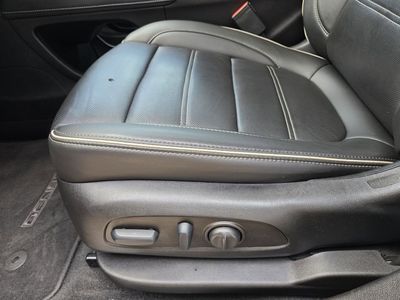 2022 GMC Acadia - Photo 16