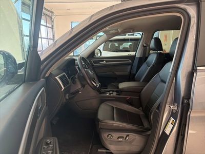 2022 Volkswagen Atlas 2.0T SE W/Technology - Photo 11