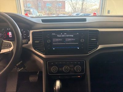 2022 Volkswagen Atlas 2.0T SE W/Technology - Photo 15