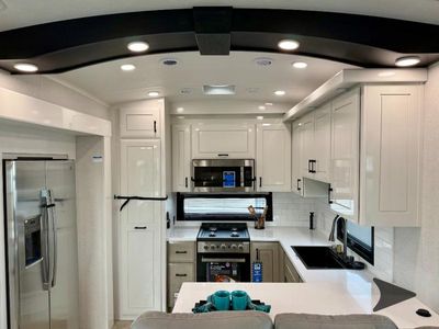2026 Jayco Pinnacle - Photo 27