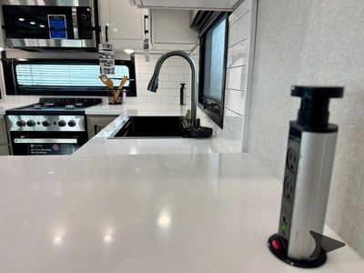 2026 Jayco Pinnacle - Photo 35