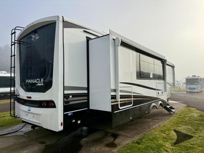 2026 Jayco Pinnacle - Photo 6