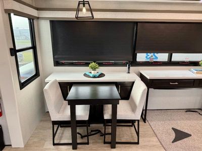 2026 Jayco Pinnacle - Photo 15