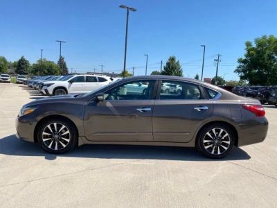 2016 Nissan Altima — side profile view
