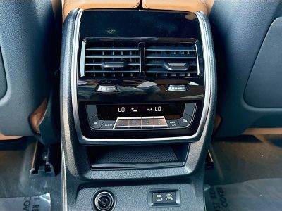 2027 BMW X7 — photo 21 view