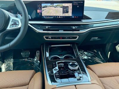 2027 BMW X7 — photo 20 view