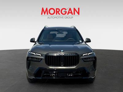 2027 BMW X7 — photo 8 view