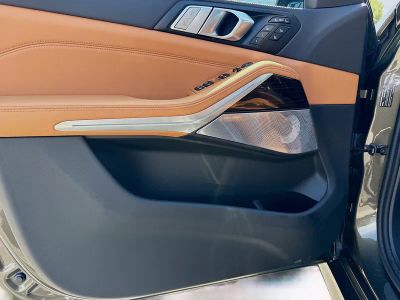 2027 BMW X7 — photo 24 view