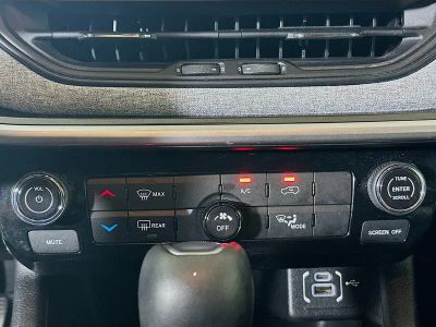 2023 Jeep Compass — photo 23 view