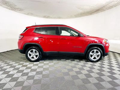 2023 Jeep Compass — side profile view