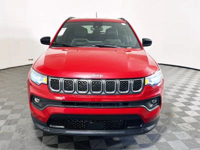 2023 Jeep Compass — photo 8 view