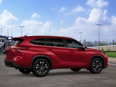 2026 Toyota Highlander — photo 11 view
