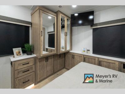 2026 Forest River RV Rockwood Signature - Photo 14