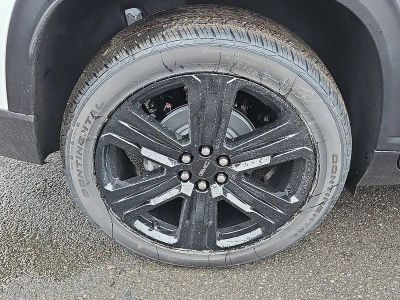 2026 GMC Acadia — detail view