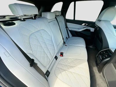 2026 BMW X5 — photo 22 view