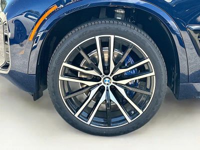 2026 BMW X5 — photo 26 view