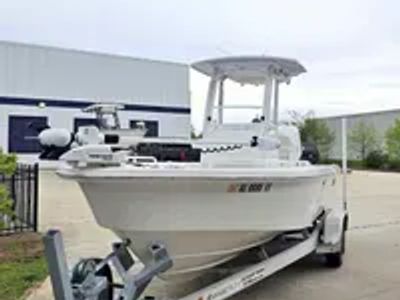 2021 Everglades 243 CC - Photo 1