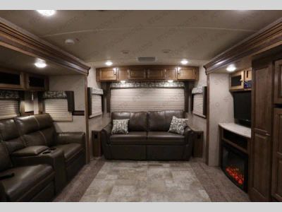 2017 Forest River RV Rockwood Ultra Lite - Photo 3